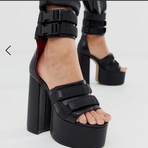 NWT Lamoda Platform Heels